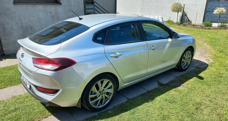 Hyundai I30 cena 67000 przebieg: 48500, rok produkcji 2018 z Zelów małe 46